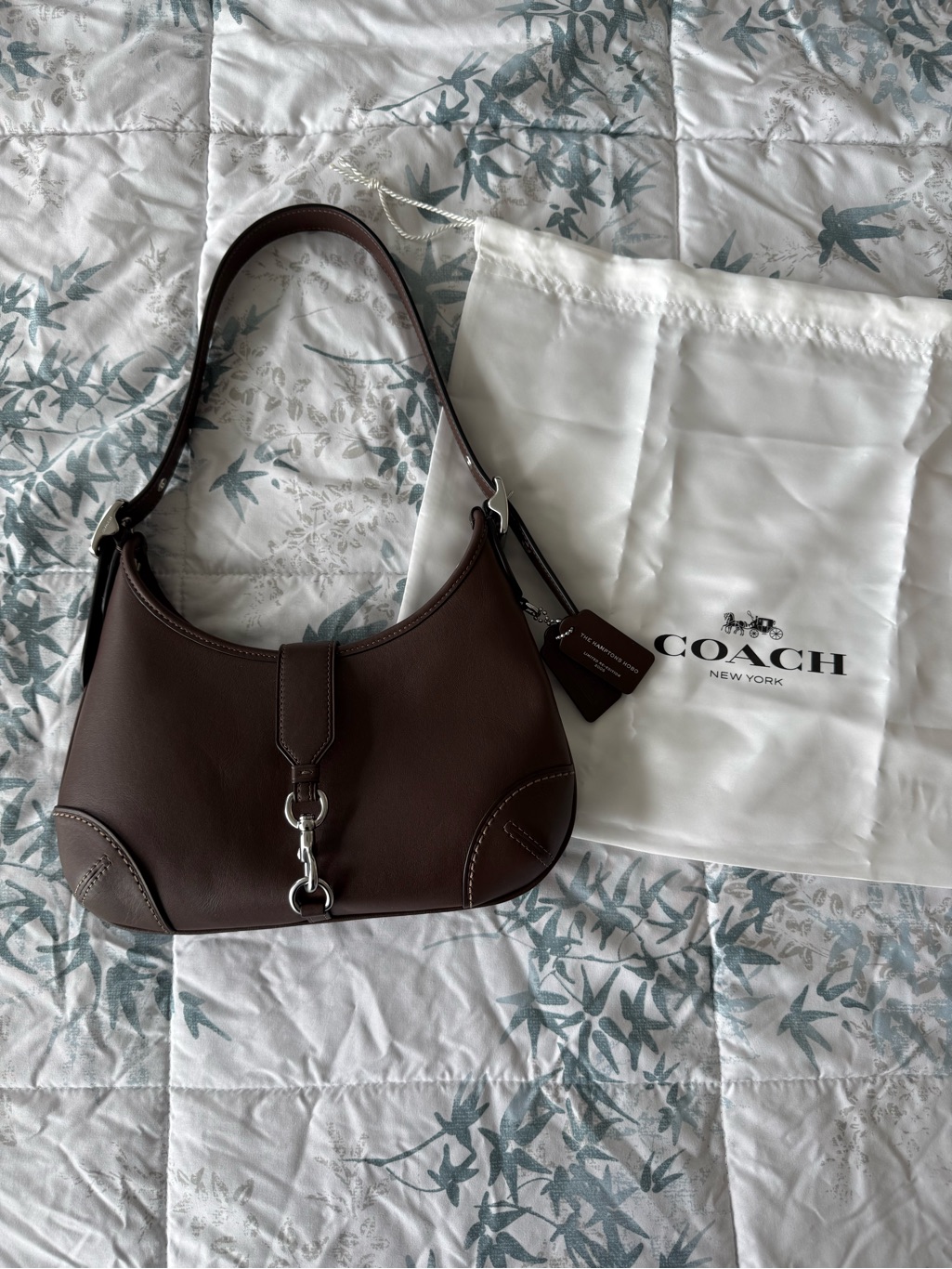 Coach Hamtons Hobo Shoulder Bag Maple Brown